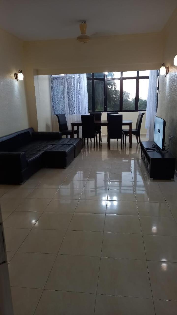 Seaput Srisayang Apartment Batu Ferringhi Exterior photo