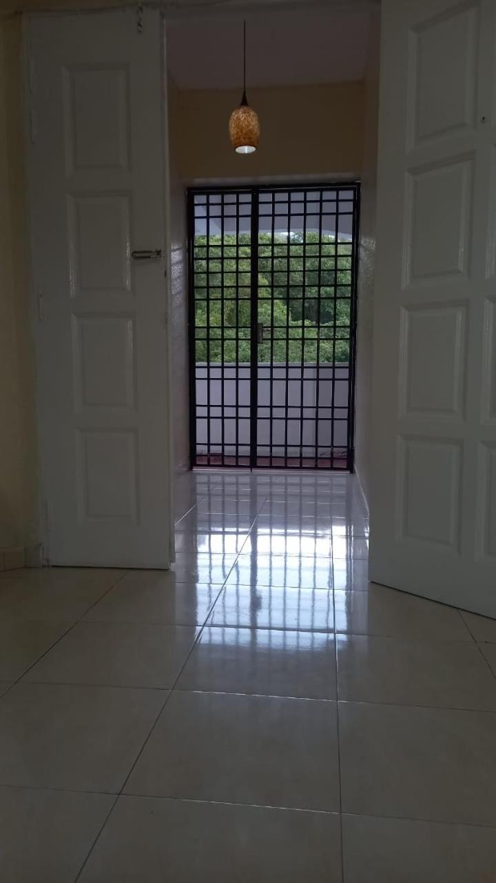 Seaput Srisayang Apartment Batu Ferringhi Exterior photo